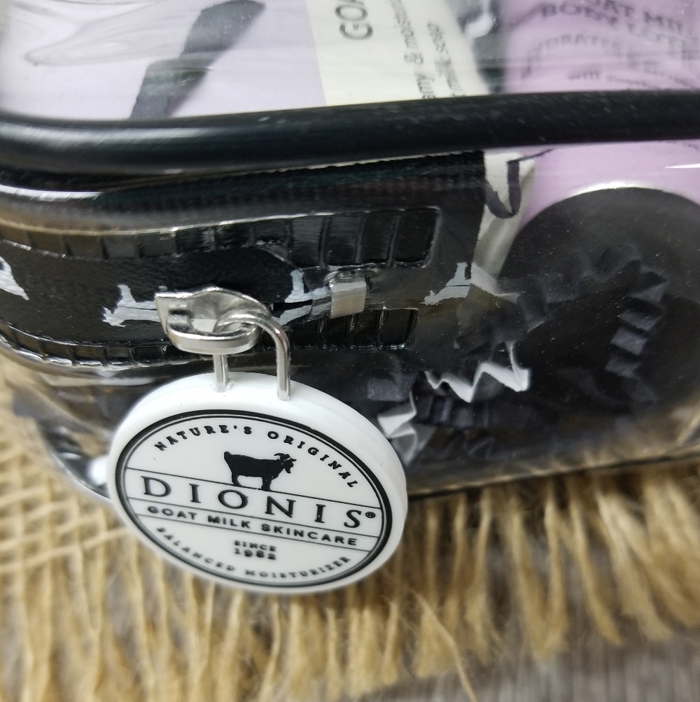 Dionis Goat Milk Gift Set - Picture 3 of 8